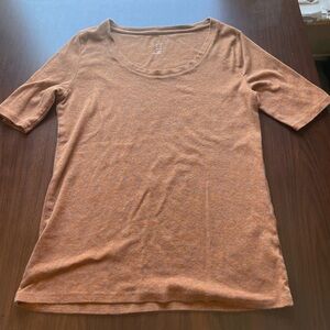 Burnt orange tshirt/never worn - a new day brand